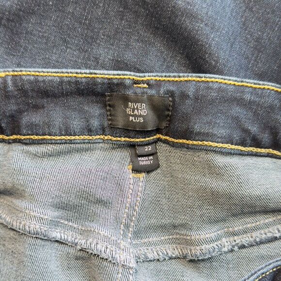 River Island Plus High Waisted Sculpt Skinny Jeans in Dark Wash Sz: 22 - Picture 5 of 5